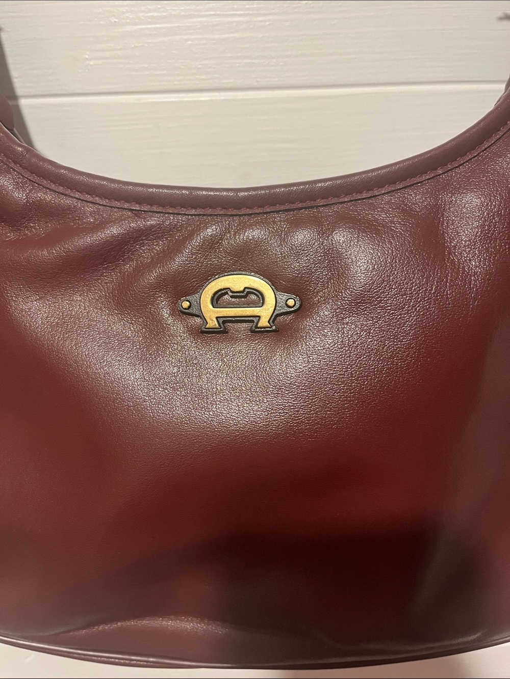 Etienne Aigner Burgundy Shoulder Bag - Picture 2 of 7